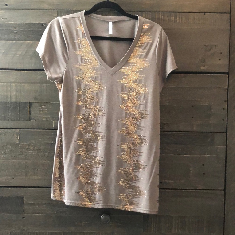 Bronze/Tan t-shirt